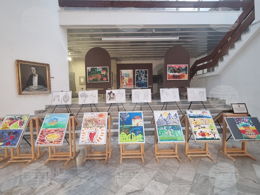 Плевен - детски изложби - ХГ „Илия Бешков“