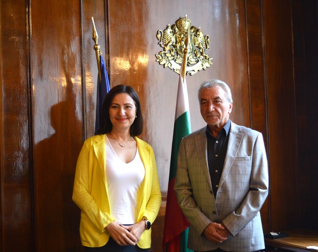 Министерство на иновациите и растежа: Министър Карадимов и еврокомисар Илиана Иванова обсъдиха развитието на иновациите в подкрепа на икономиката