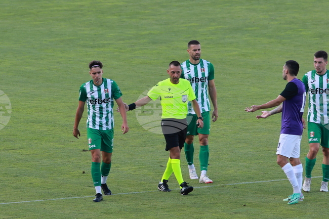 Защитникът на Янтра (Габрово) Цветелин Радев е със счупено ребро и наранен бъбрек след мача със Спартак (Плевен)