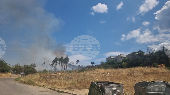 Пожар горя в старозагорският квартал „Лозенец“ днес по обяд