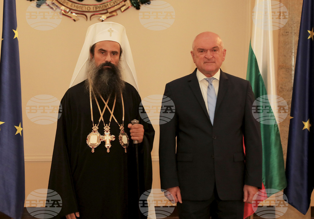 PM, Patriarch Meet, Highlight Good Church-State Relations
