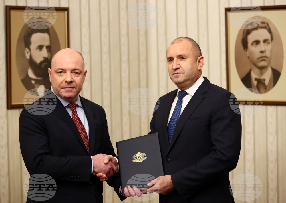 Румен Радев - ГЕРБ-СДС – мандат - връчване