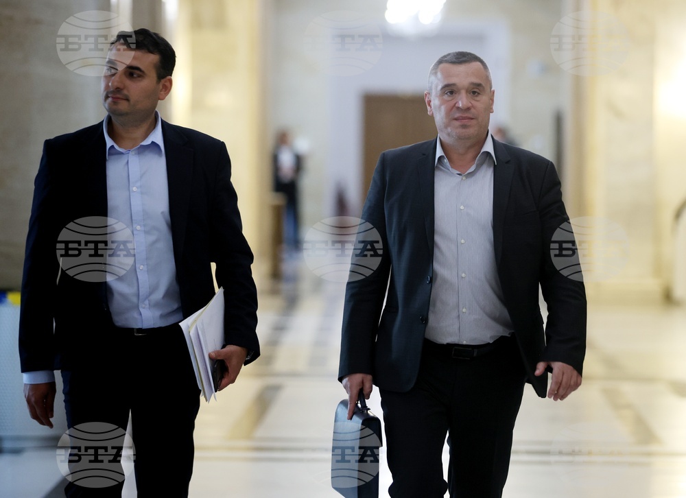 Засегнатите от пожарите земеделски стопани могат да получат най-бързо помощи по програма de minimis, каза министър Тахов