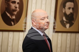 Румен Радев - ГЕРБ-СДС – мандат - връчване