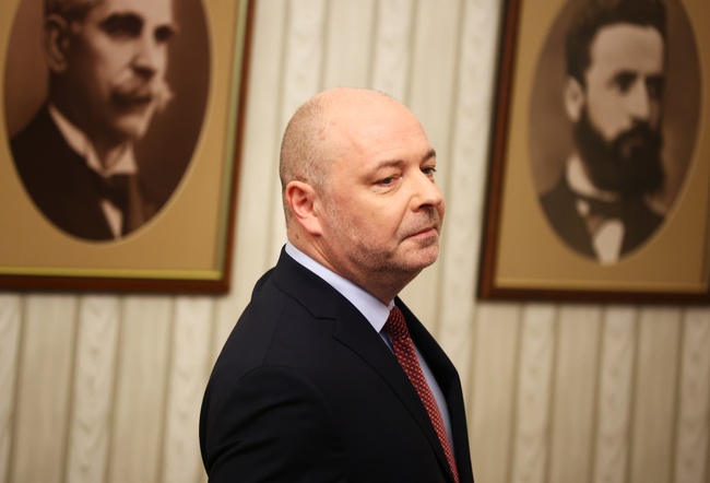 Кандидатът на ГЕРБ-СДС за министър-председател Николай Габровски ще проведе първите си срещи с парламентарните групи