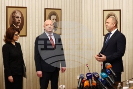 Румен Радев - ГЕРБ-СДС – мандат - връчване