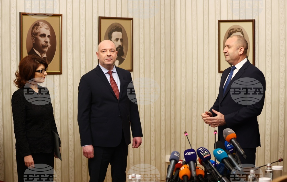 Румен Радев - ГЕРБ-СДС – мандат - връчване