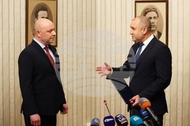 Румен Радев - ГЕРБ-СДС – мандат - връчване