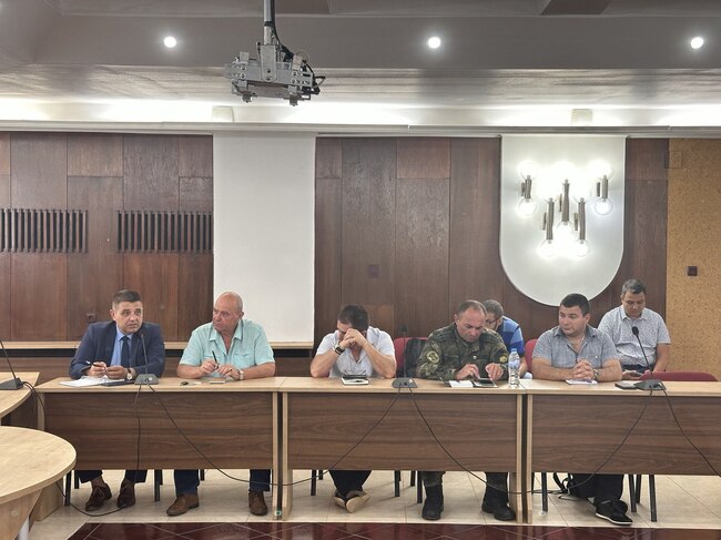 Местни и държавни институции обсъдиха мерките за превенция на пожарите в Русенско