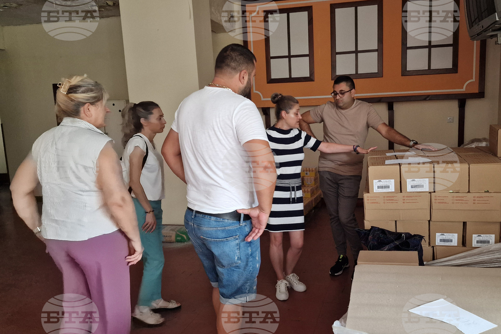 Неправителствена организация от Германия дари хранителни продукти за деца от Община Разград