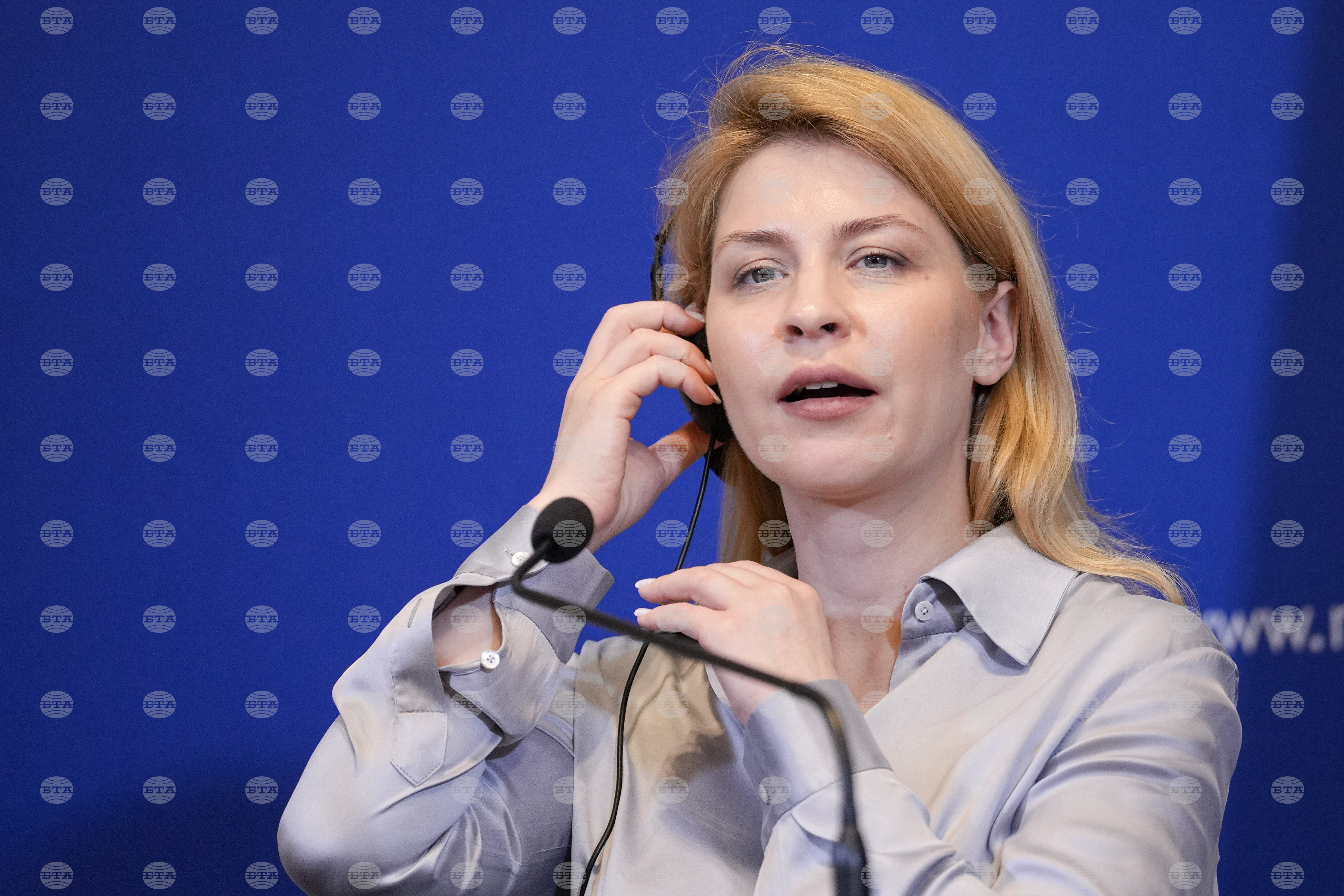 Според украинския посланик в САЩ Олга Стефанишина Украйна води "позитивни" преговори с Вашингтон за ракети, съобщи "Блумбърг нюз"