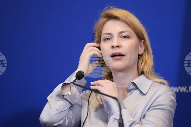 Според украинския посланик в САЩ Олга Стефанишина Украйна води "позитивни" преговори с Вашингтон за ракети, съобщи "Блумбърг нюз"