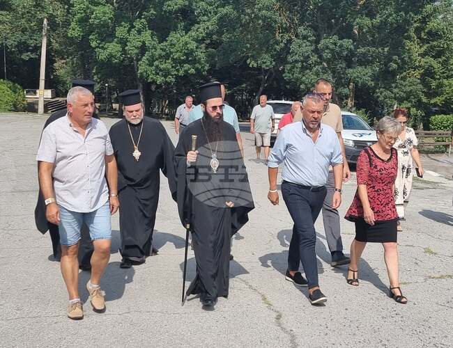 Село Симеоново - митрополит Арсений - храм - дарение