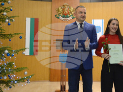 Снимка: Община Варна - Наградиха млади учители за мотивиран старт в професията