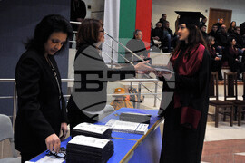 Бургас - БСУ - церемония по връчване на дипломи