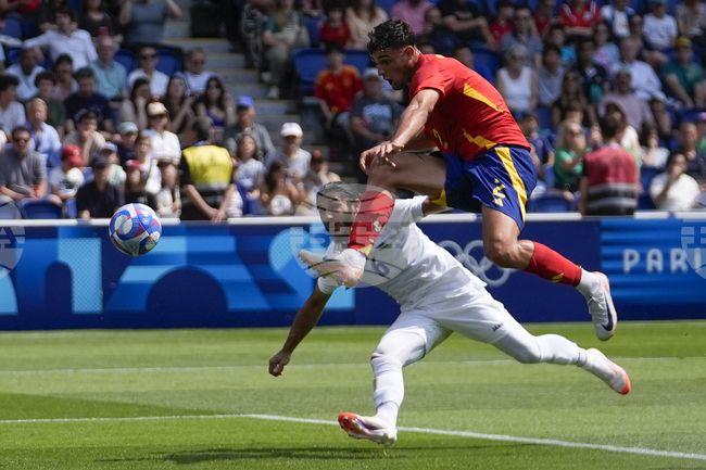 Милан иска да привлече испански национал