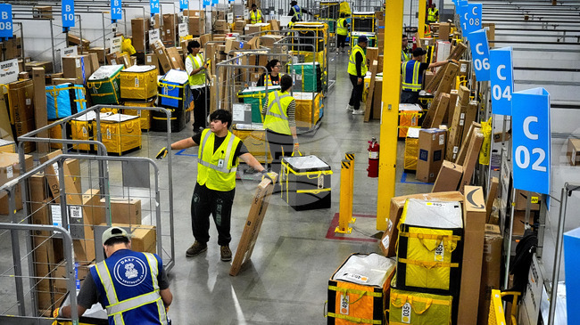 Цените на вноса и износа в САЩ неочаквано останаха непроменени през септември на месечна база