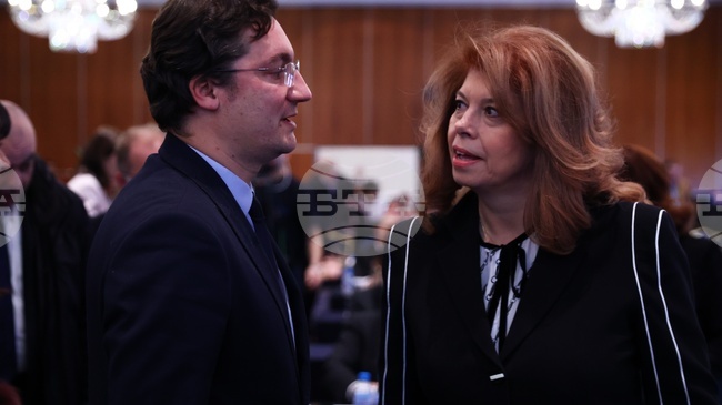 Iotova Thanks Socialists for Backing Her Presidential Bid