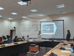 Снимка: Югозападен университет „Неофит Рилски“ – Благоевград - ученическа конференция „Мога и знам философия“