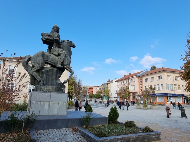 Второто издание на монография, посветена на усилията на Съюза на тракийските дружества и тракийските бежанци, представиха в Крумовград