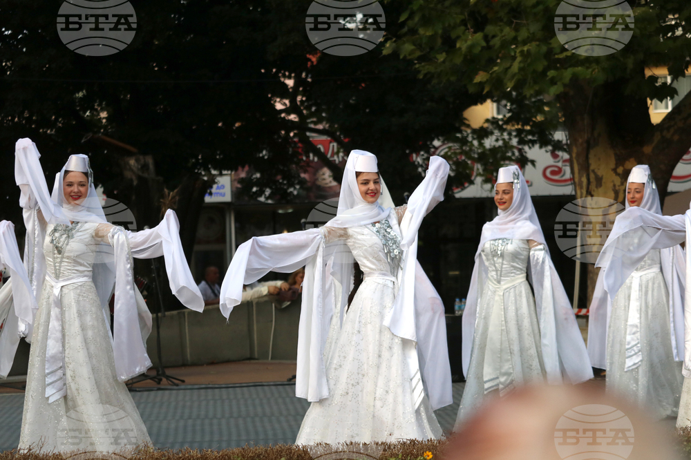 Добрич - „Фолклор без граници“ - фестивал