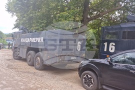 Планина Славянка - границата с Гърция - пожар