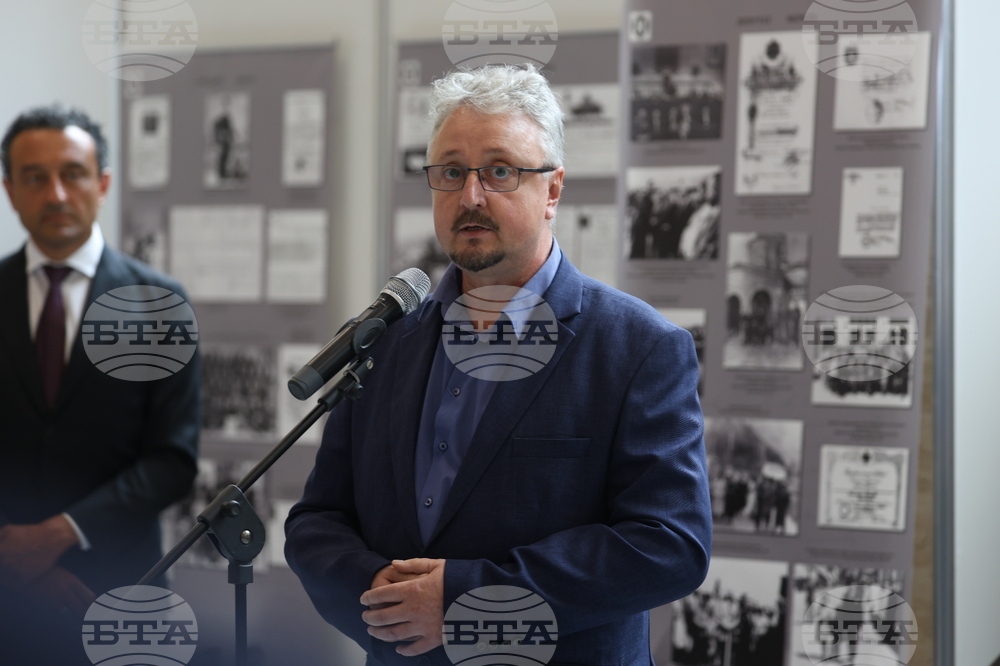 Народно събрание - фотодокументална изложба „Праведникът Димитър Пешев“