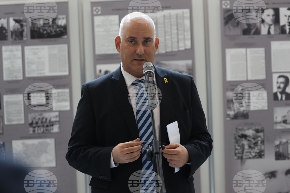 Народно събрание - фотодокументална изложба „Праведникът Димитър Пешев“