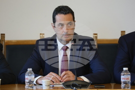 Парламент - Комисия по транспорт и съобщения