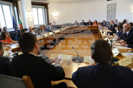 Парламент - Комисия по транспорт и съобщения