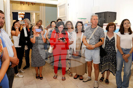 Изложба „До Антарктида и назад с любов от Радка Данаилова“ - откриване