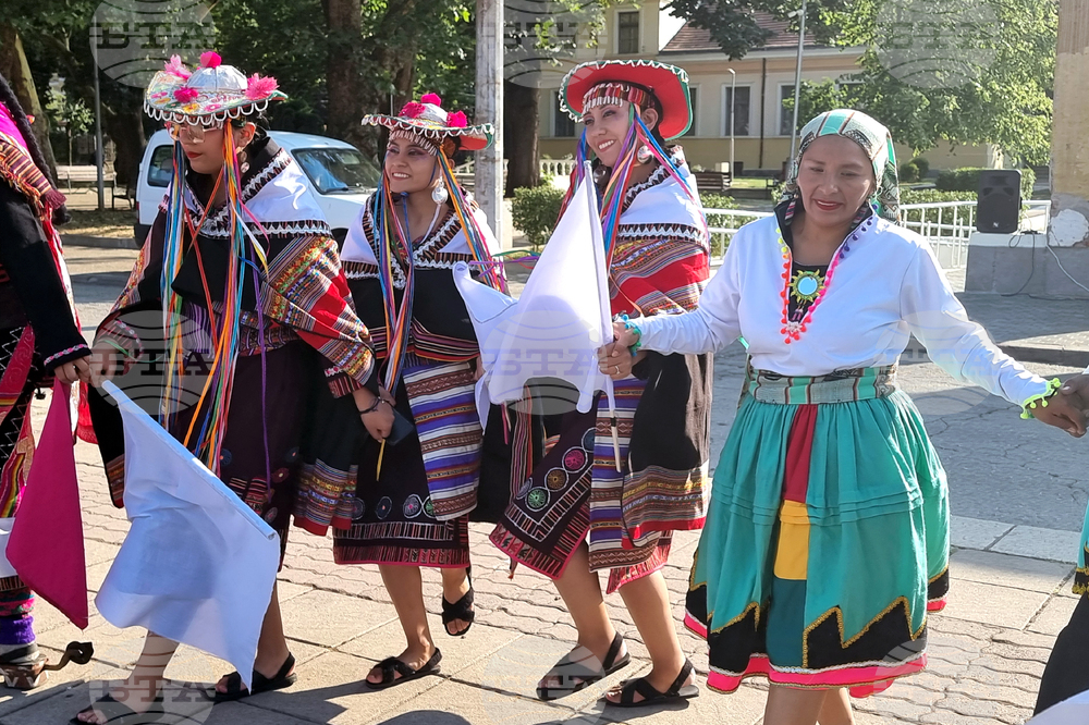 В Кюстендил ще се състои 21-вото издание на Международния фолклорен фестивал "Сребърна пафта"