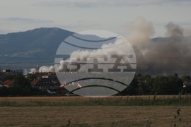 Елин Пелин - пожар - склад за фойерверки