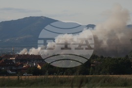 Елин Пелин - пожар - склад за фойерверки