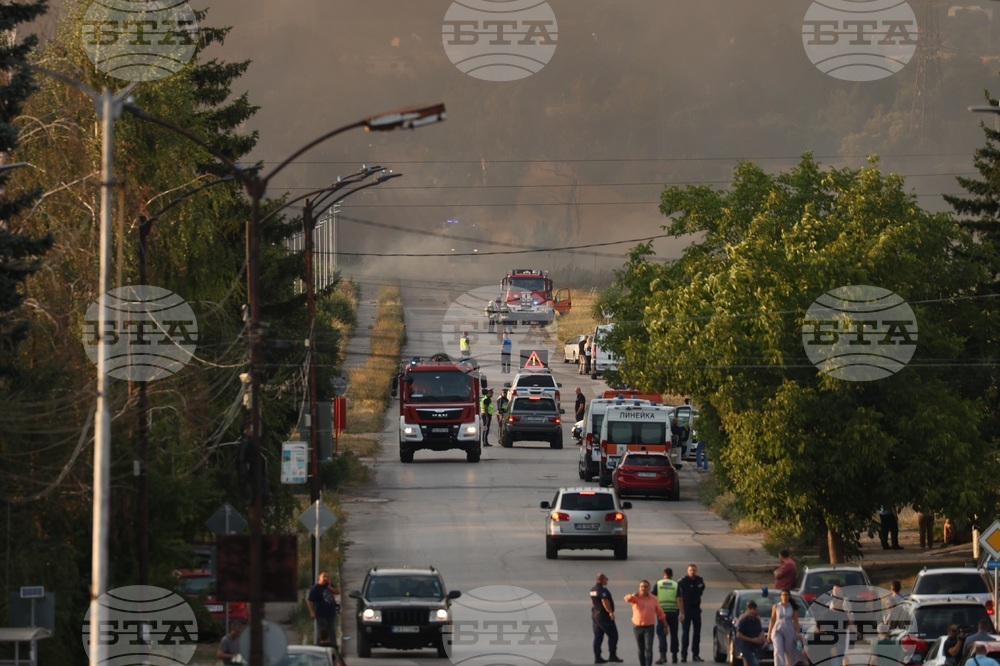 Елин Пелин - пожар - склад за фойерверки