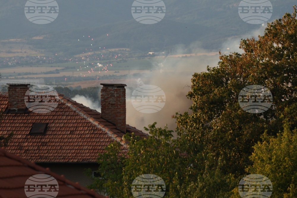 Елин Пелин - пожар - склад за фойерверки