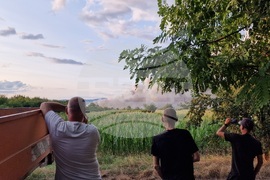 Елин Пелин - пожар - склад за фойерверки