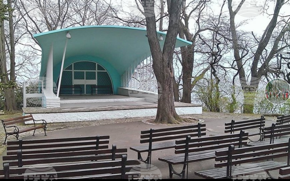 Община Варна: Богата програма предлага през август сцена „Раковина“ в Морската градина
