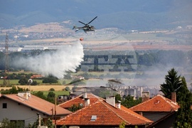 Елин Пелин - склад за фойерверки - пожар - хеликоптер