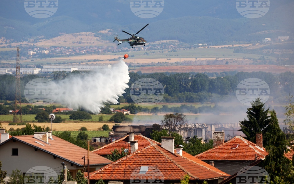 Елин Пелин - склад за фойерверки - пожар - хеликоптер