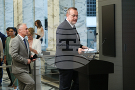 Народно събрание - народни представители - брифинг