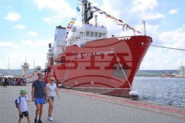 Кораб "Св. Св. Кирил и Методий" НИК 421 - ден на отворените врати