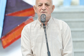 Пловдив - „Хоризонтално, отвесно, наклонено“ - изложба - откриване