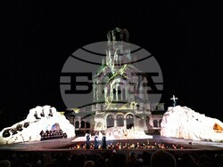 Премиера на музикалната поема „Рилският пустинник“ пред храм-паметника „Св. Александър Невски“, снимка – Даниел Димитров /БТА
