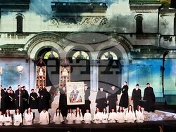 Премиера на музикалната поема „Рилският пустинник“ пред храм-паметника „Св. Александър Невски“, снимка – Даниел Димитров /БТА