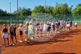 Търговище - тенис на корт за деца и любители