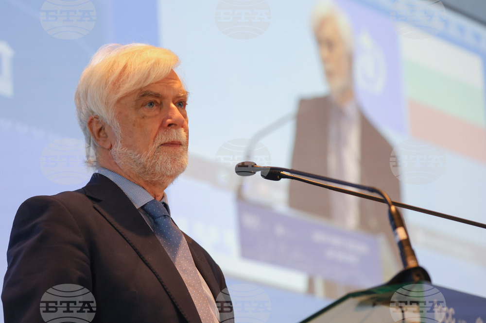 Head of UN Intergovernmental Panel on Climate Change: We Are Not Living in Normal Times