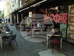 „Голямата маса - донеси храна, опознай съседа“ - инициатива