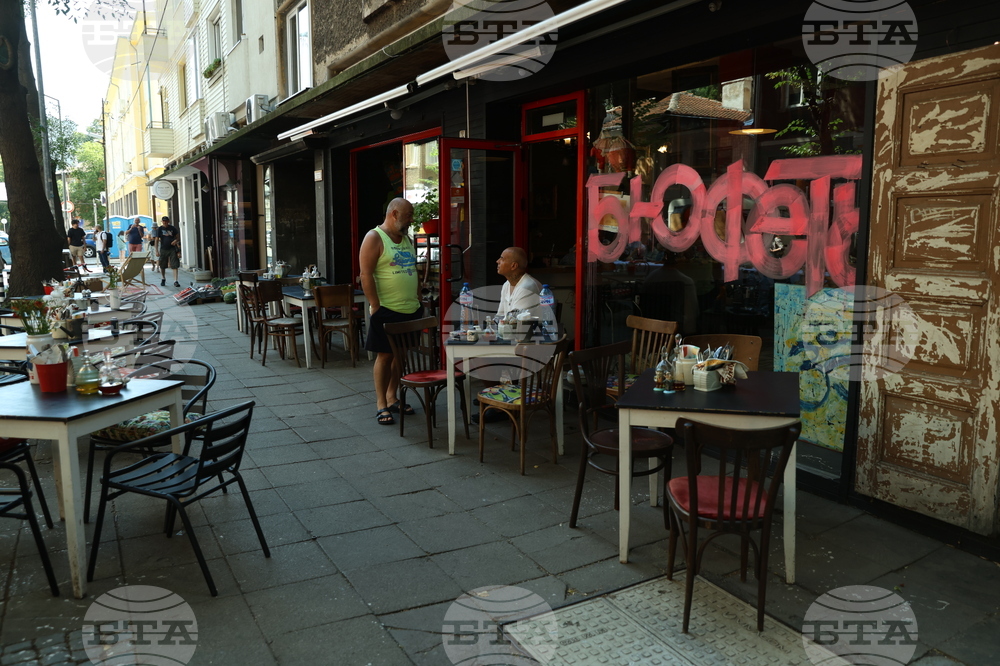 „Голямата маса - донеси храна, опознай съседа“ - инициатива