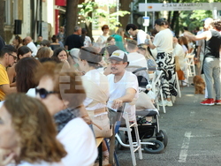 „Голямата маса - донеси храна, опознай съседа“ - инициатива